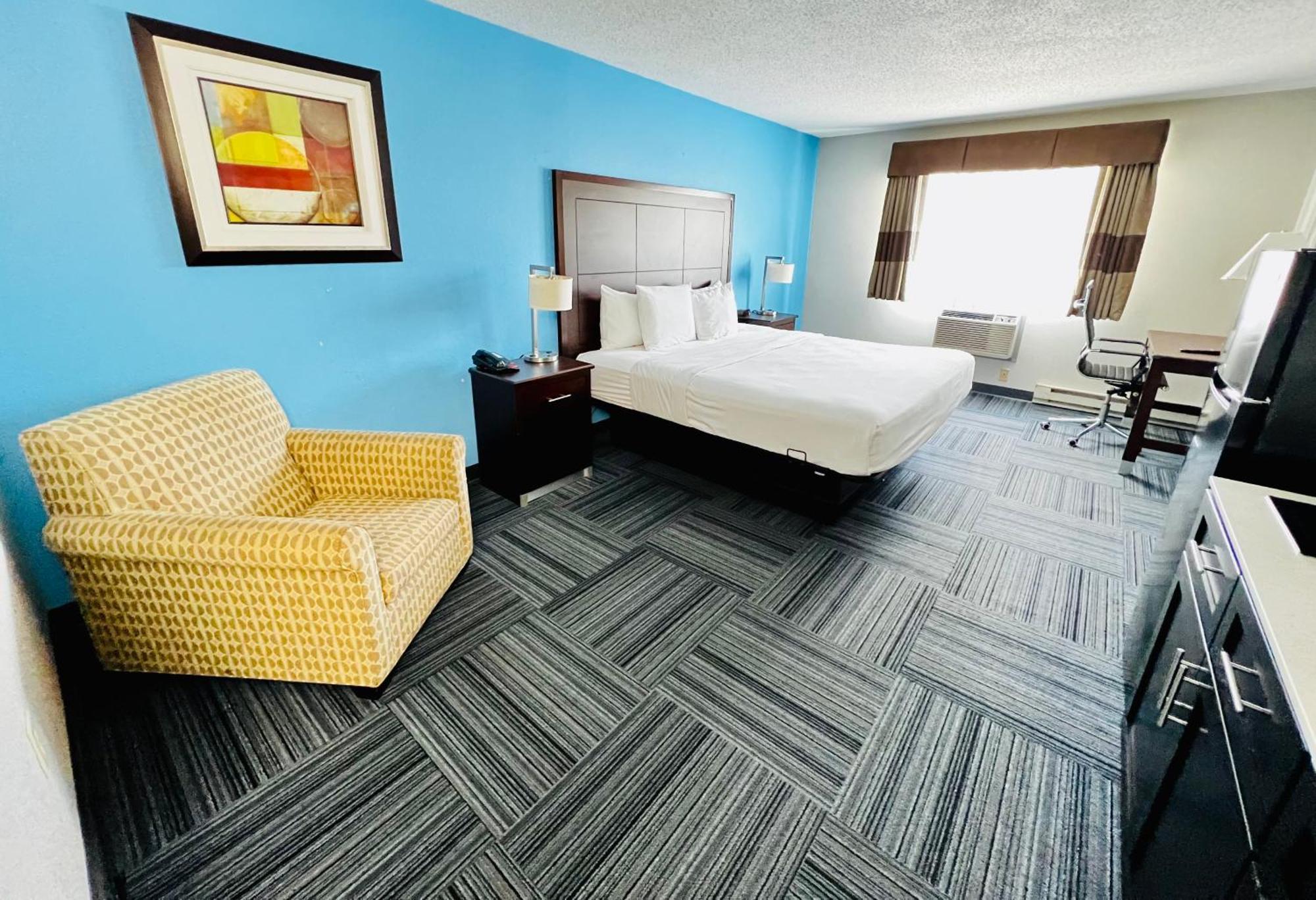 Hotel Baymont By Wyndham Marinette Exterior foto